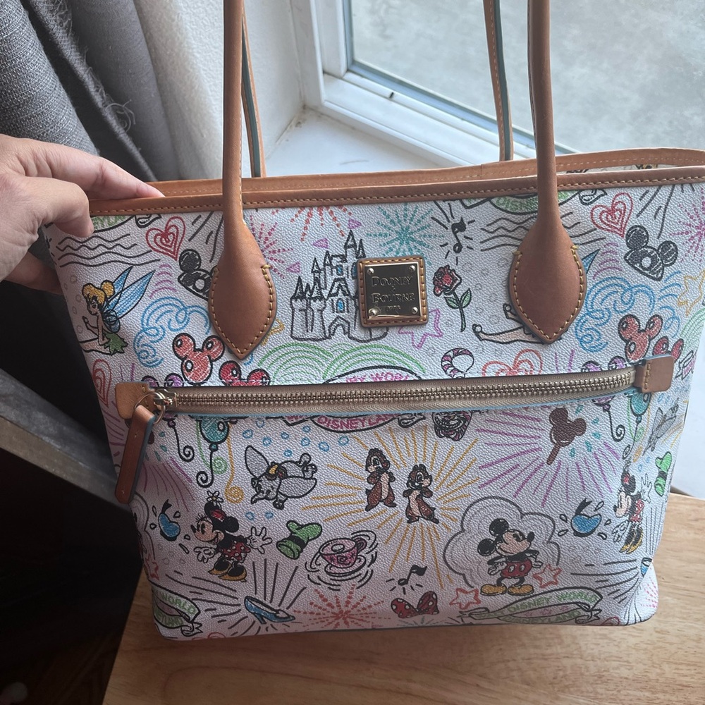 Dooney & Bourke Tote Bag